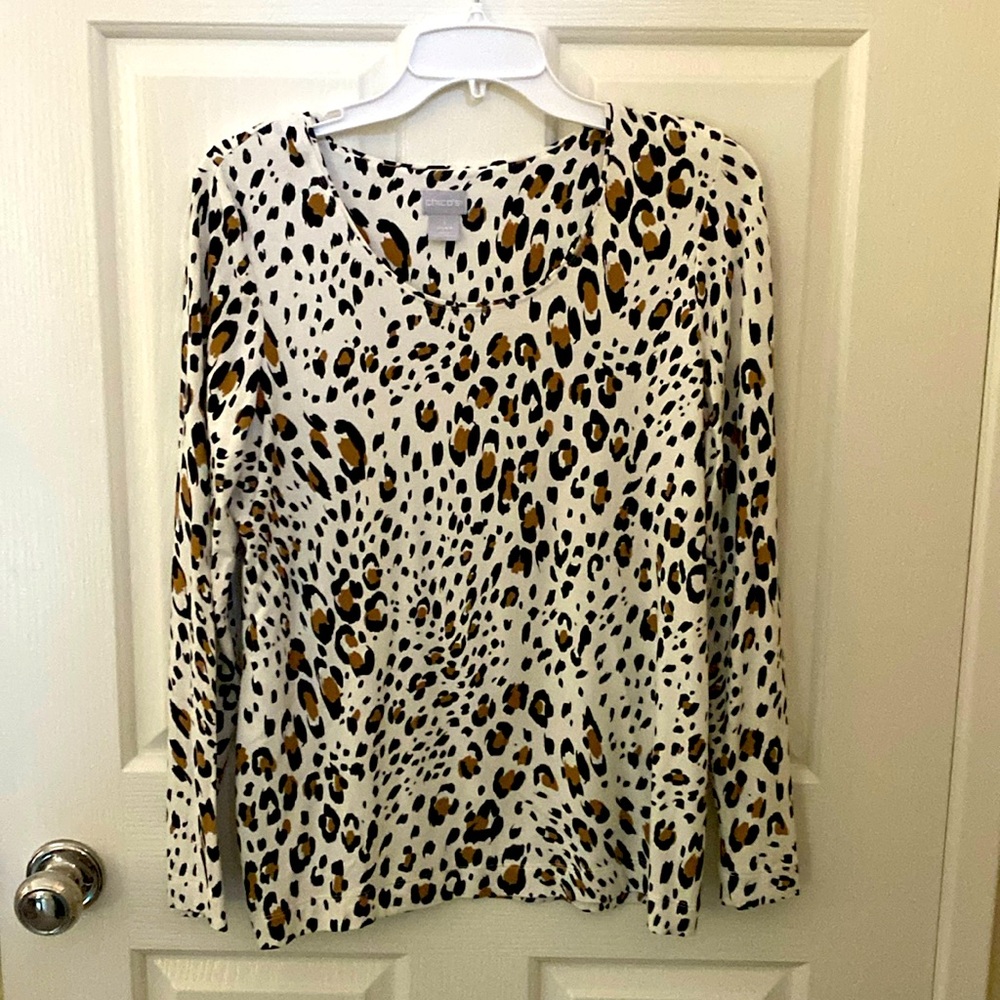 Chico leopard style long sleeve tee. Size 1 which is a Medium